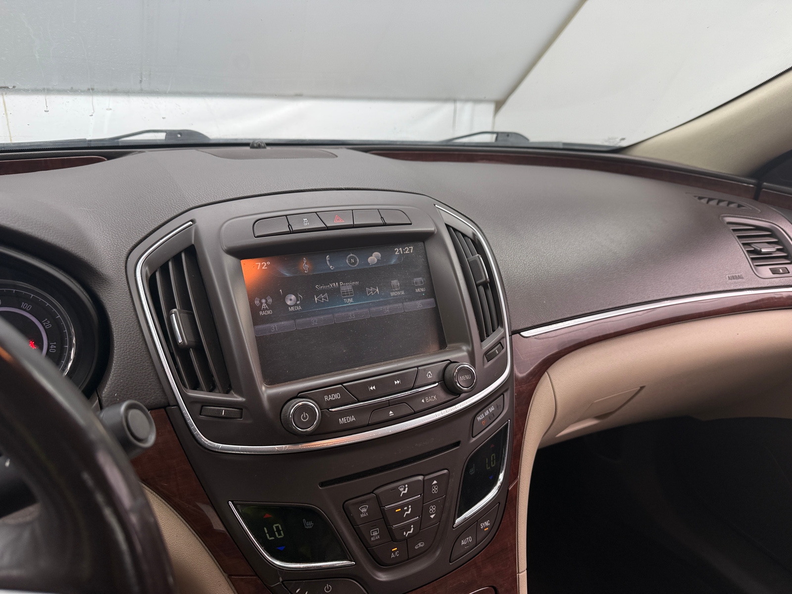 Thumbnail: 2016 Buick Regal - 3
