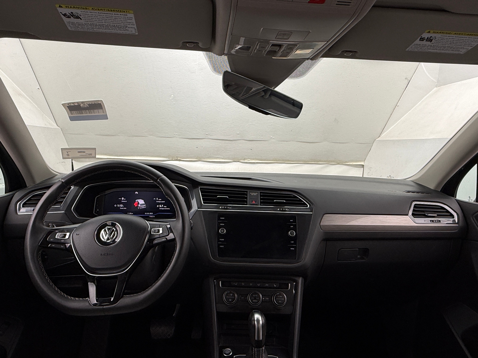 Thumbnail: 2021 Volkswagen Tiguan - 2
