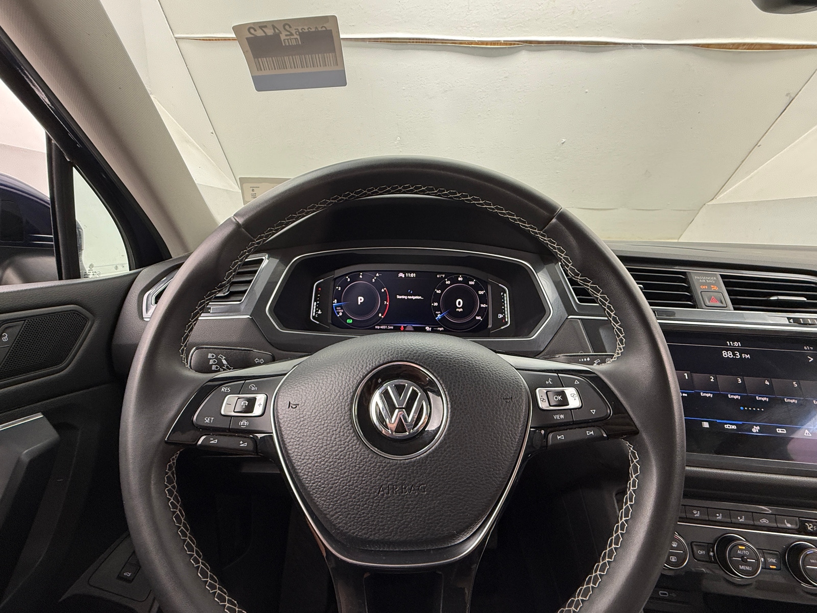 Thumbnail: 2021 Volkswagen Tiguan - 4