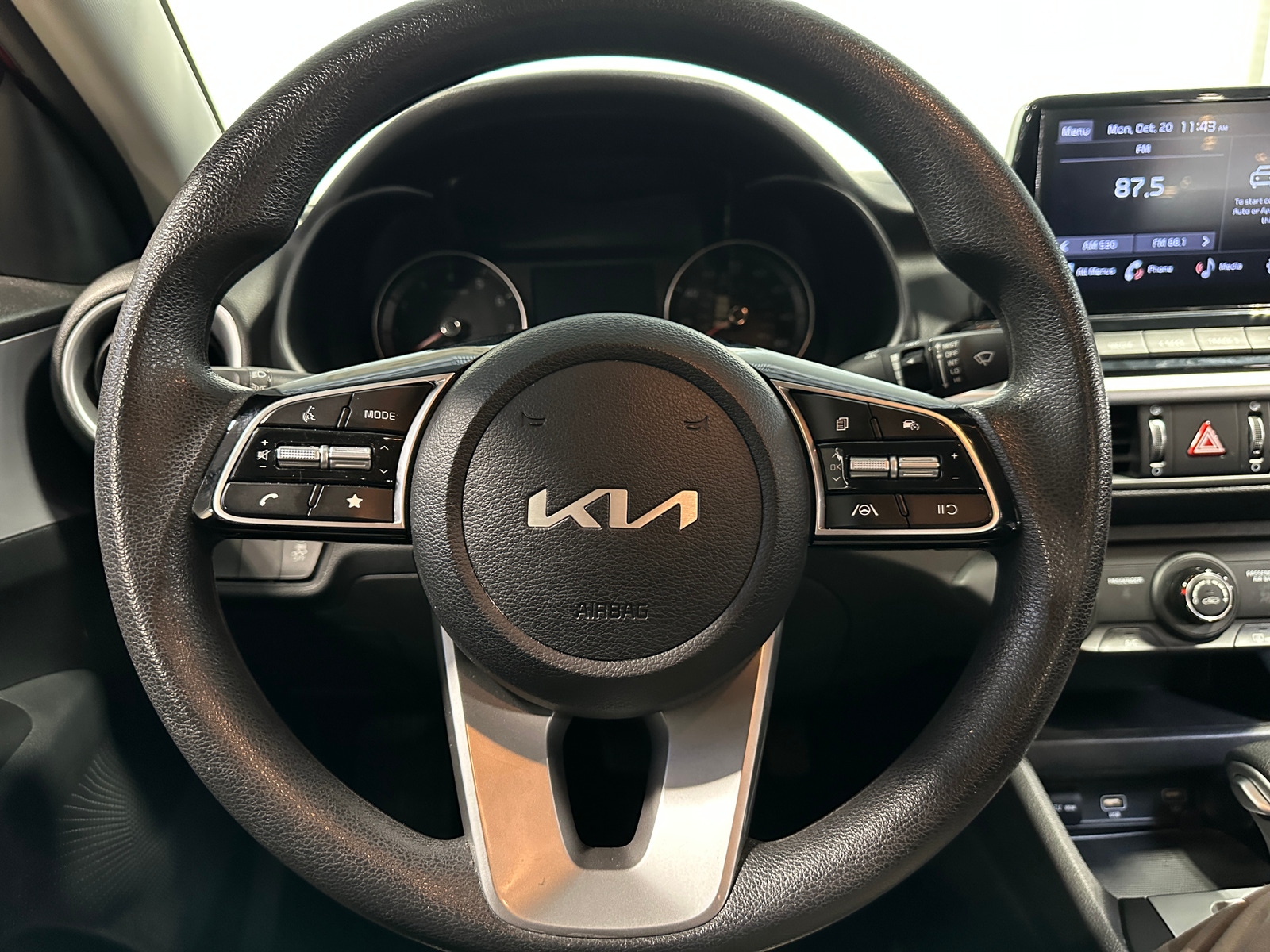 Thumbnail: 2024 Kia Forte - 5