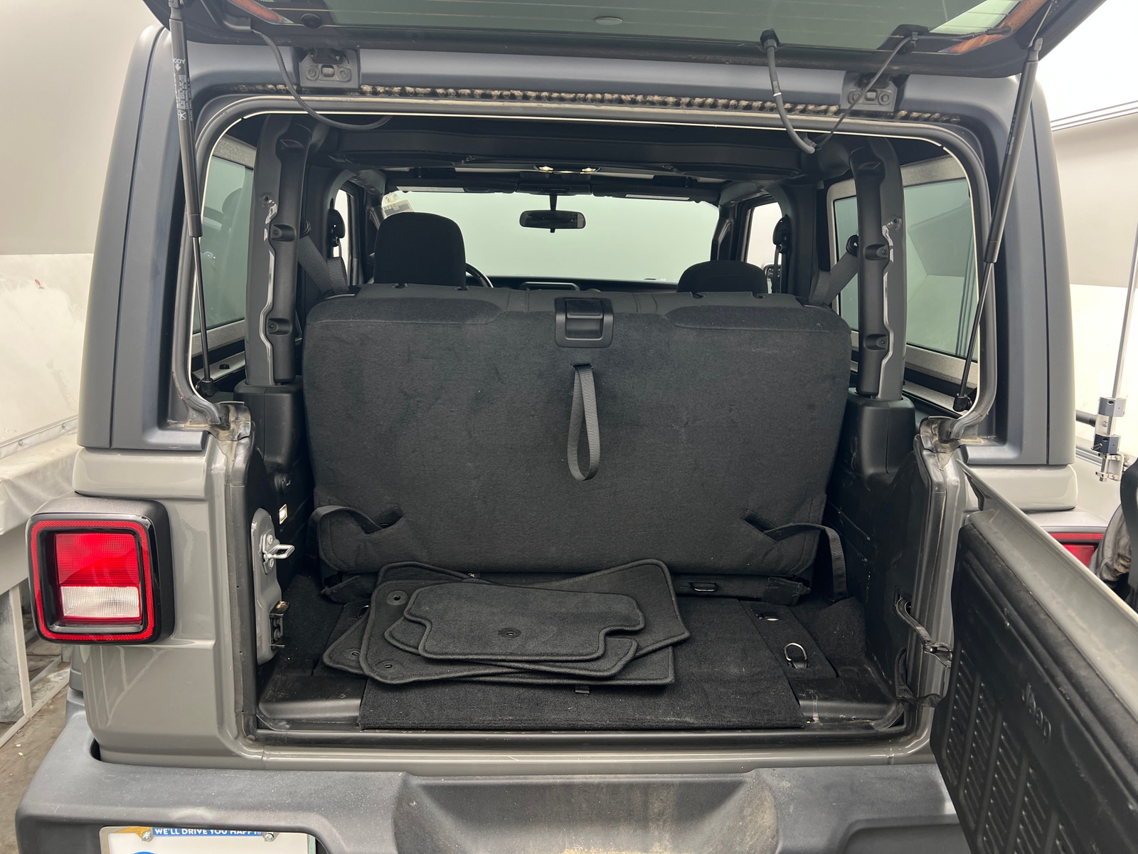 Thumbnail: 2021 Jeep Wrangler - 7