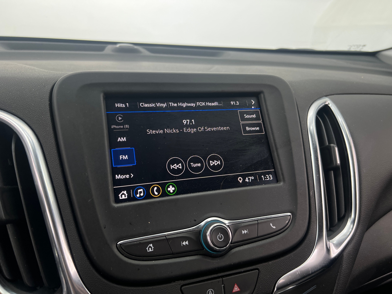Thumbnail: 2024 Chevrolet Equinox - 4