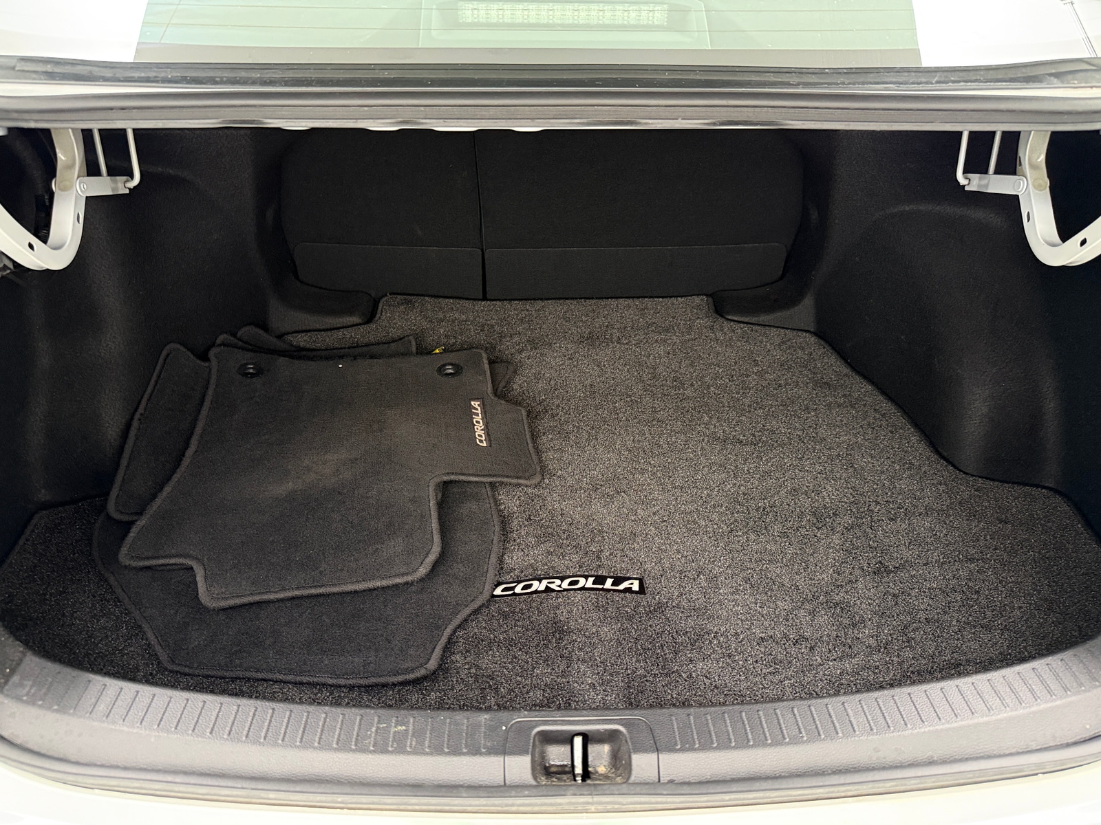 Thumbnail: 2022 Toyota Corolla - 7