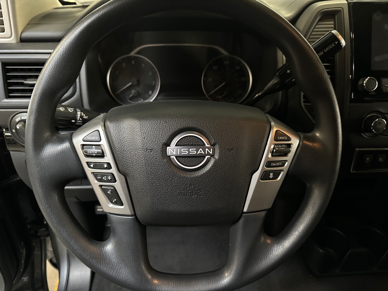 Thumbnail: 2023 Nissan Titan - 5
