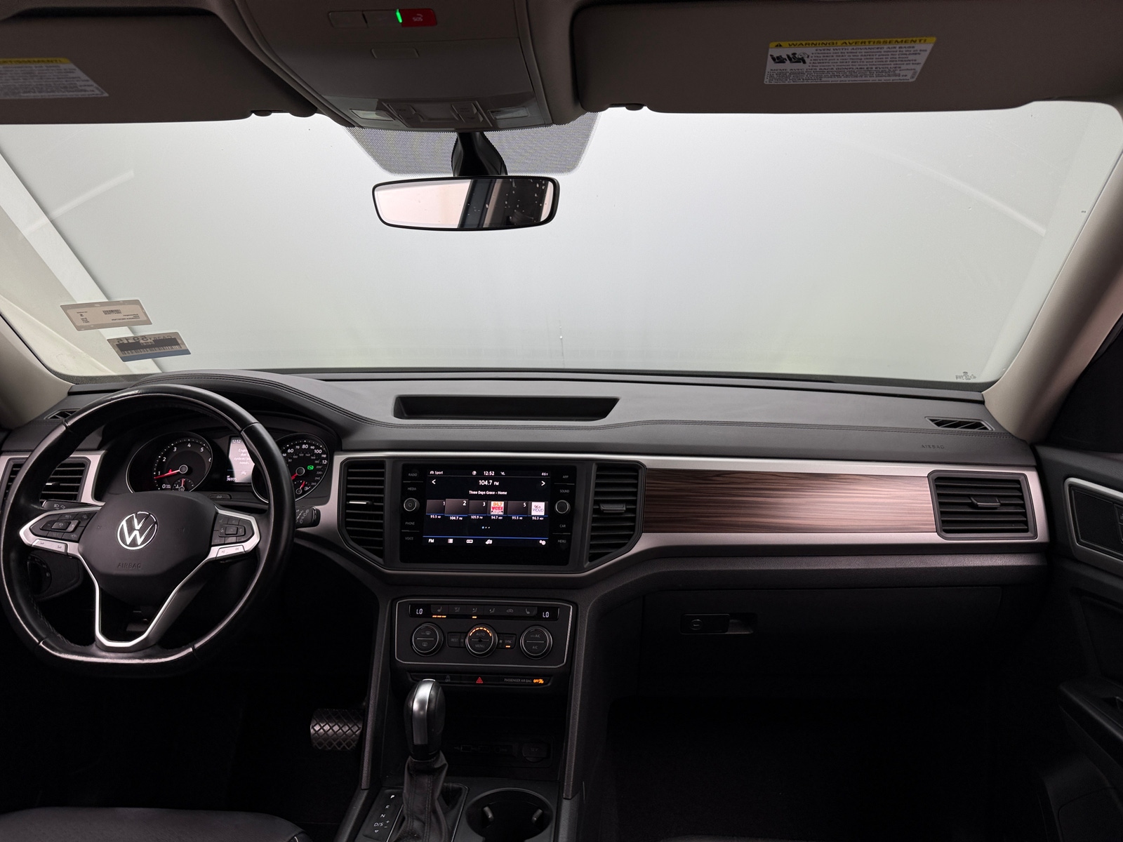 Thumbnail: 2021 Volkswagen Atlas - 3