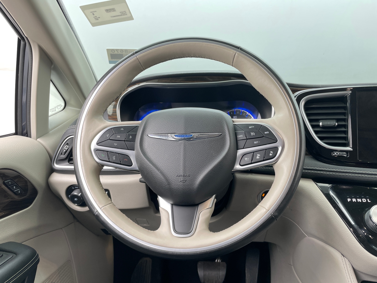 Thumbnail: 2021 Chrysler Pacifica - 4