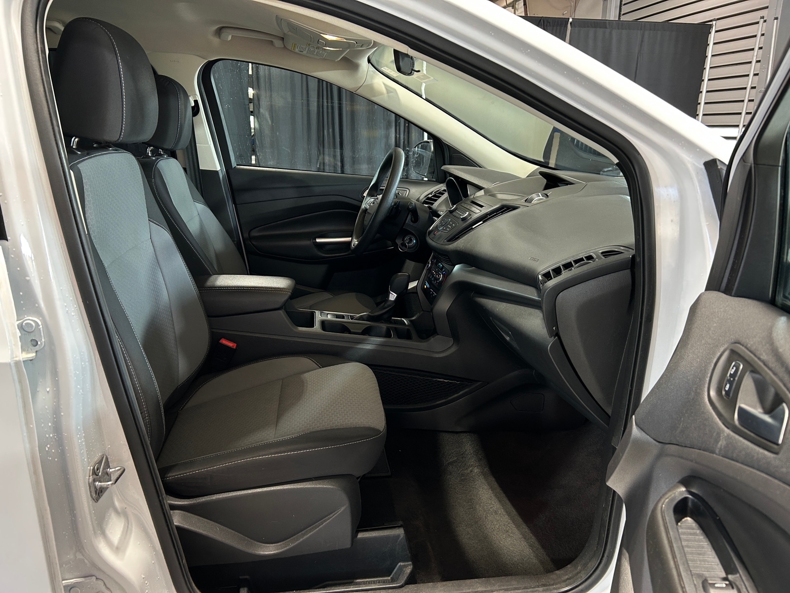 Thumbnail: 2017 Ford Escape - 2