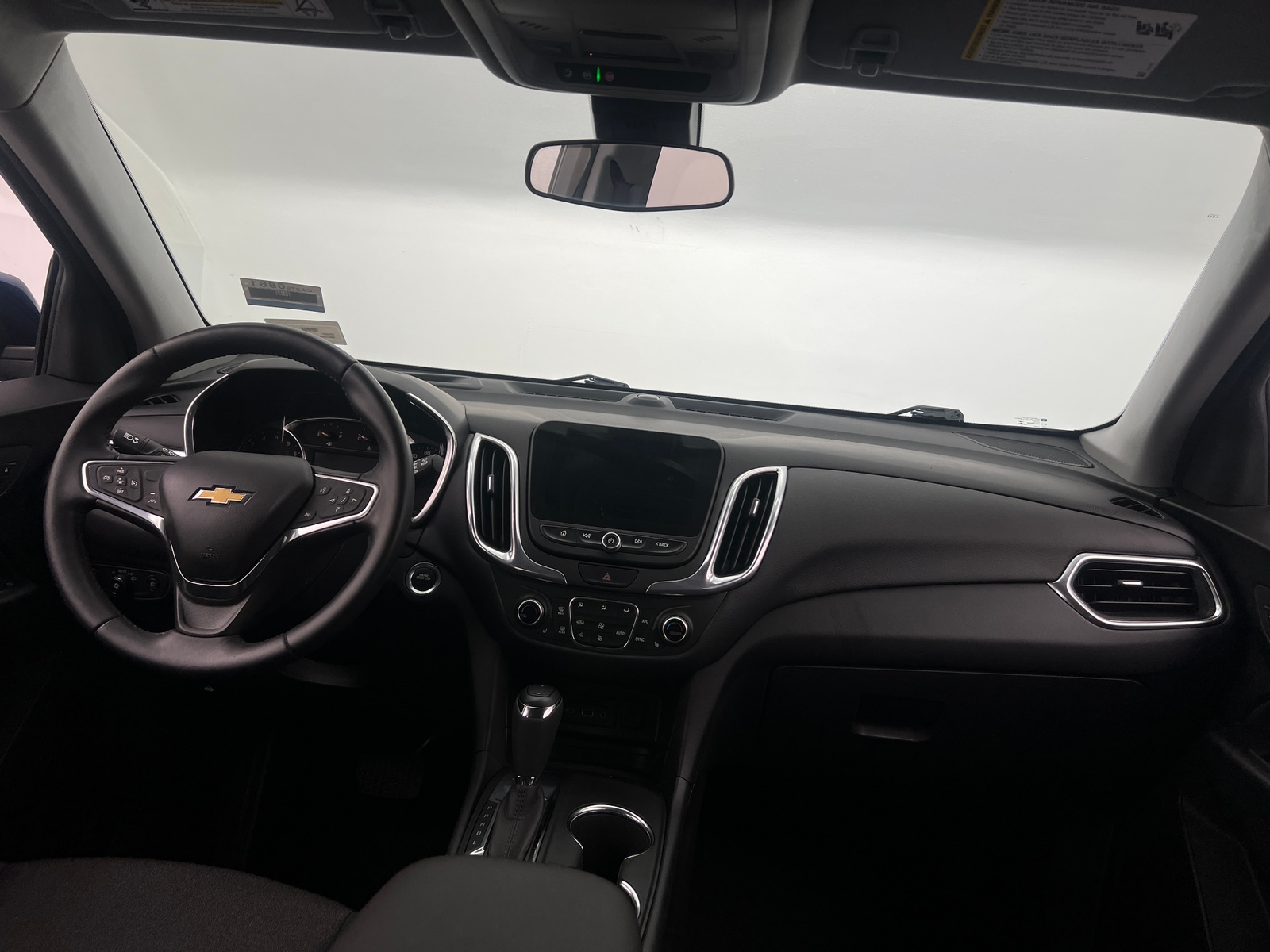 Thumbnail: 2020 Chevrolet Equinox - 3