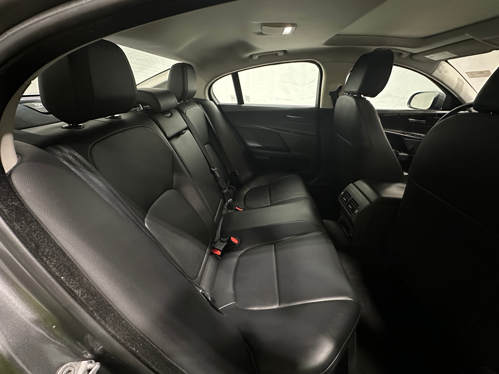 Thumbnail: 2018 Jaguar XE - 5