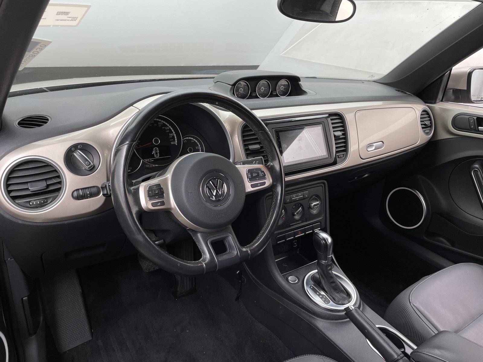 Thumbnail: 2013 Volkswagen Beetle - 2