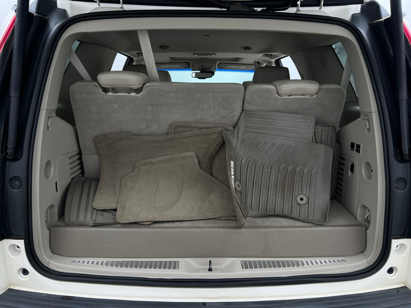 Thumbnail: 2015 Cadillac Escalade - 6