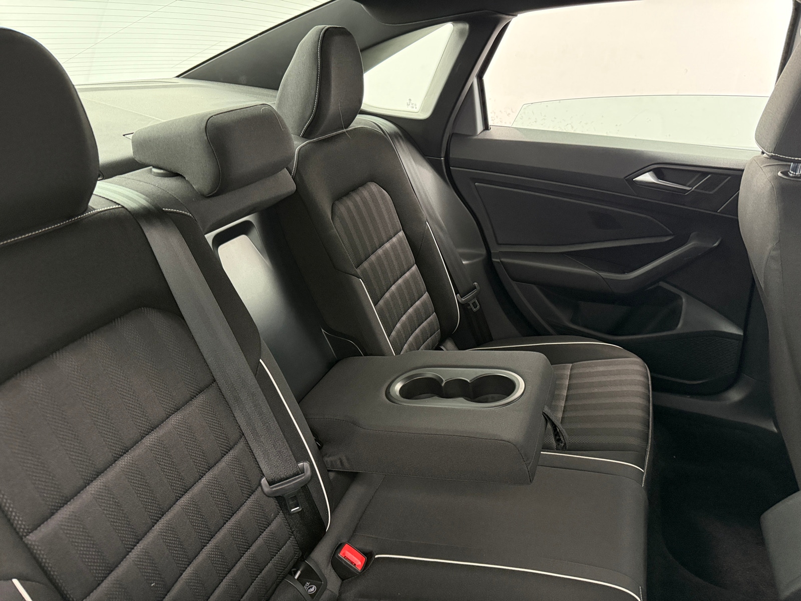 Thumbnail: 2022 Volkswagen Jetta - 6