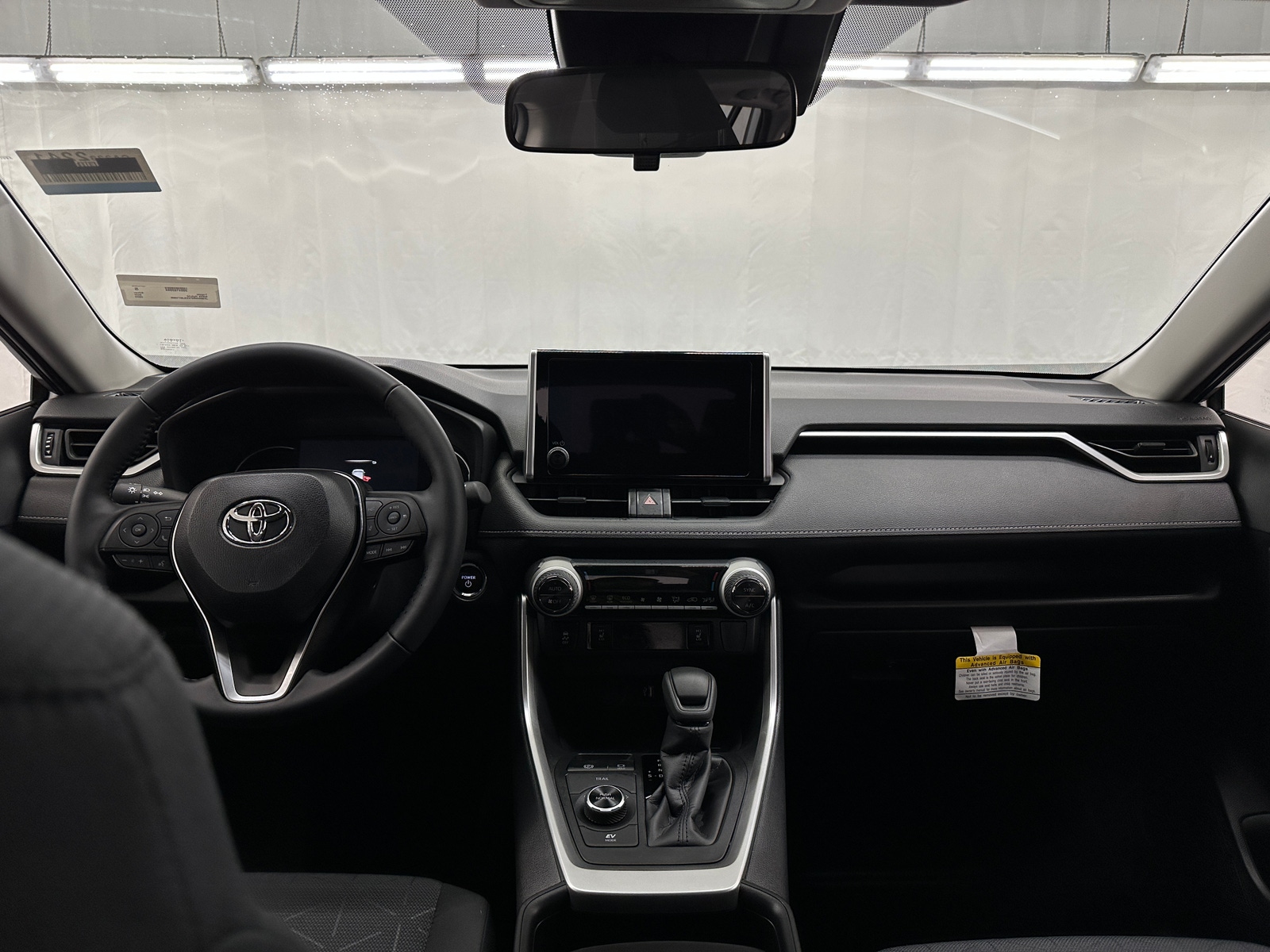Thumbnail: 2025 Toyota RAV4 - 3