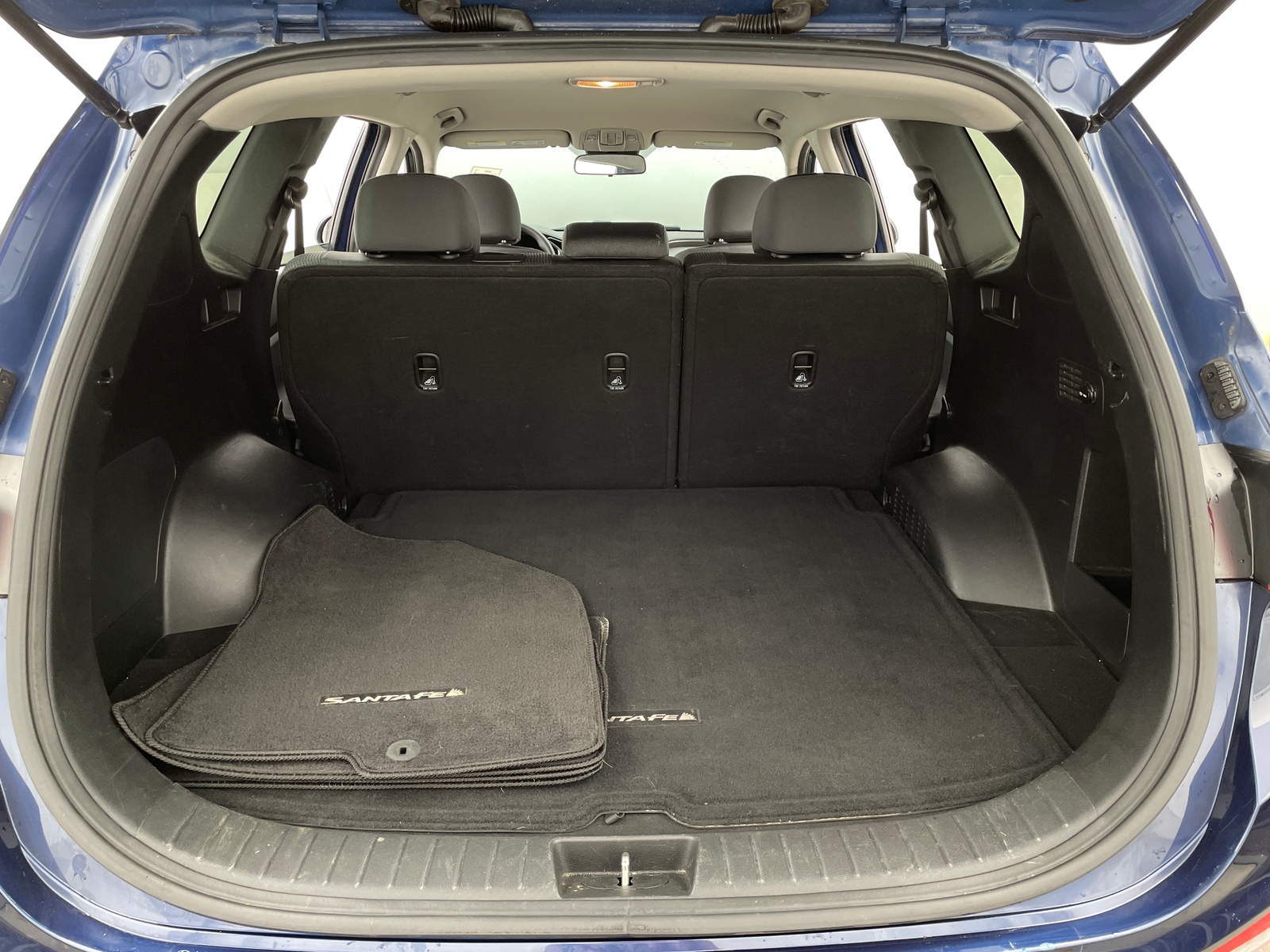 Thumbnail: 2019 Hyundai Santa Fe - 7