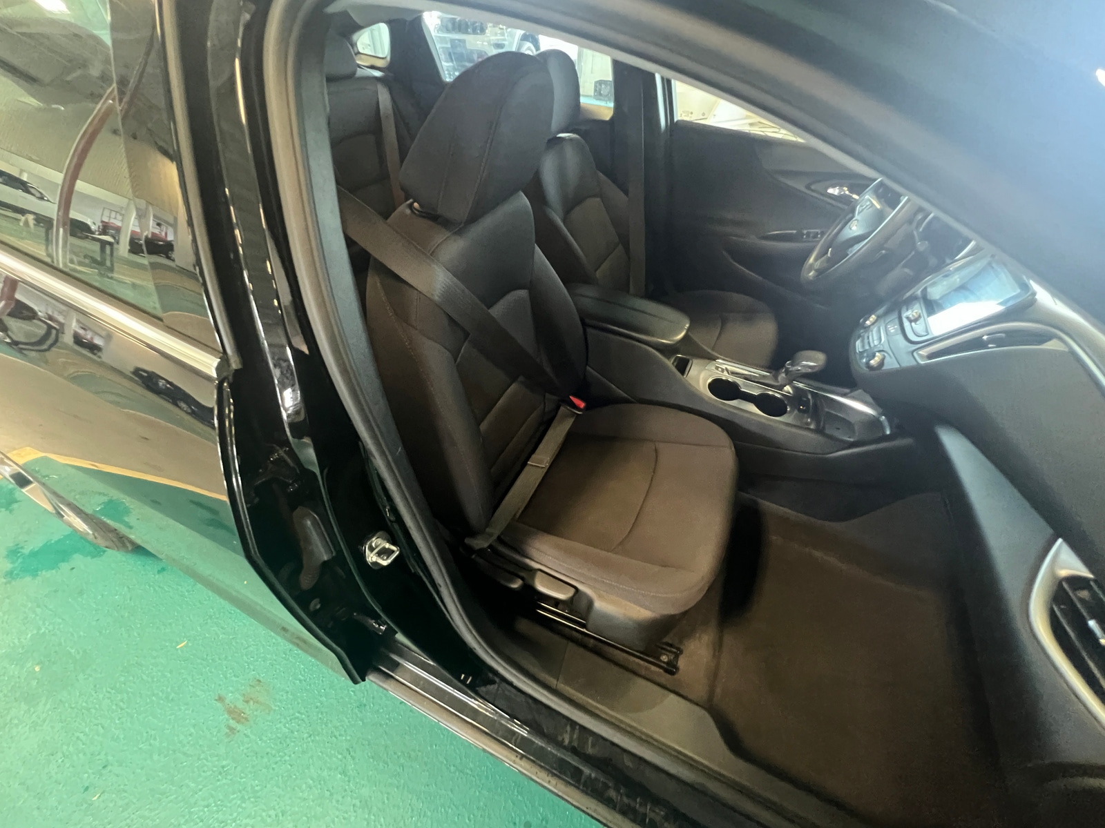 Thumbnail: 2023 Chevrolet Malibu - 2