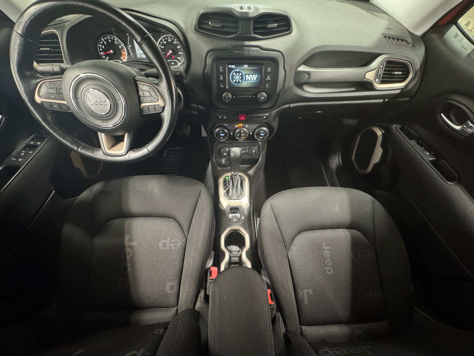 Thumbnail: 2017 Jeep Renegade - 3