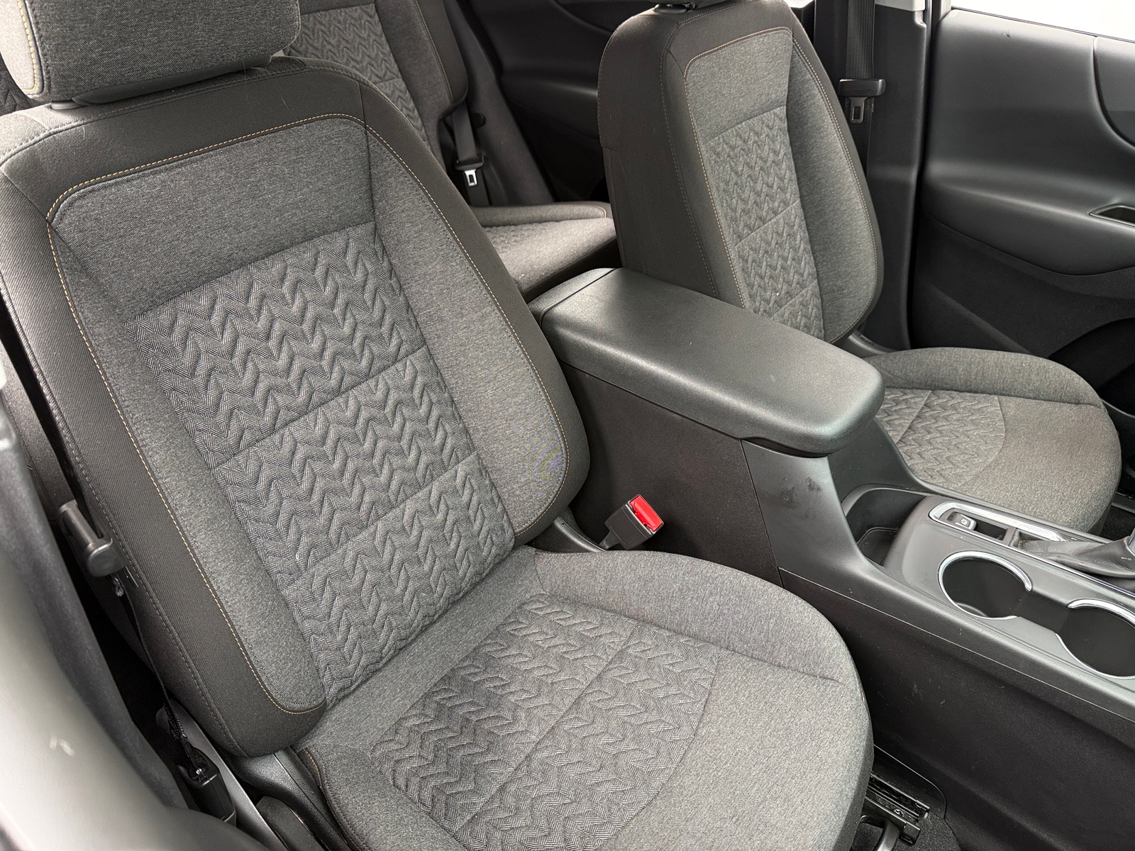 Thumbnail: 2023 Chevrolet Equinox - 2