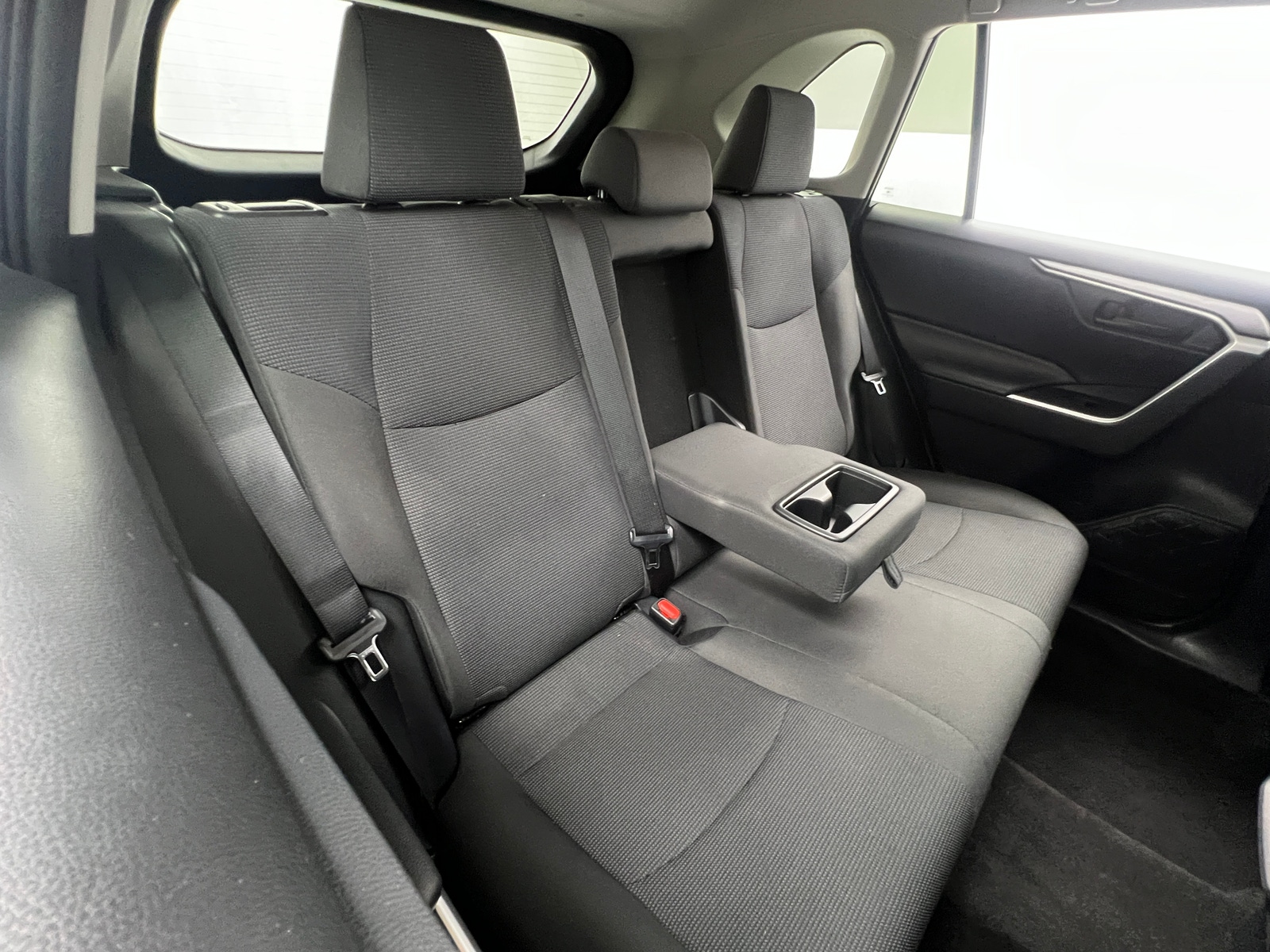Thumbnail: 2019 Toyota RAV4 - 6