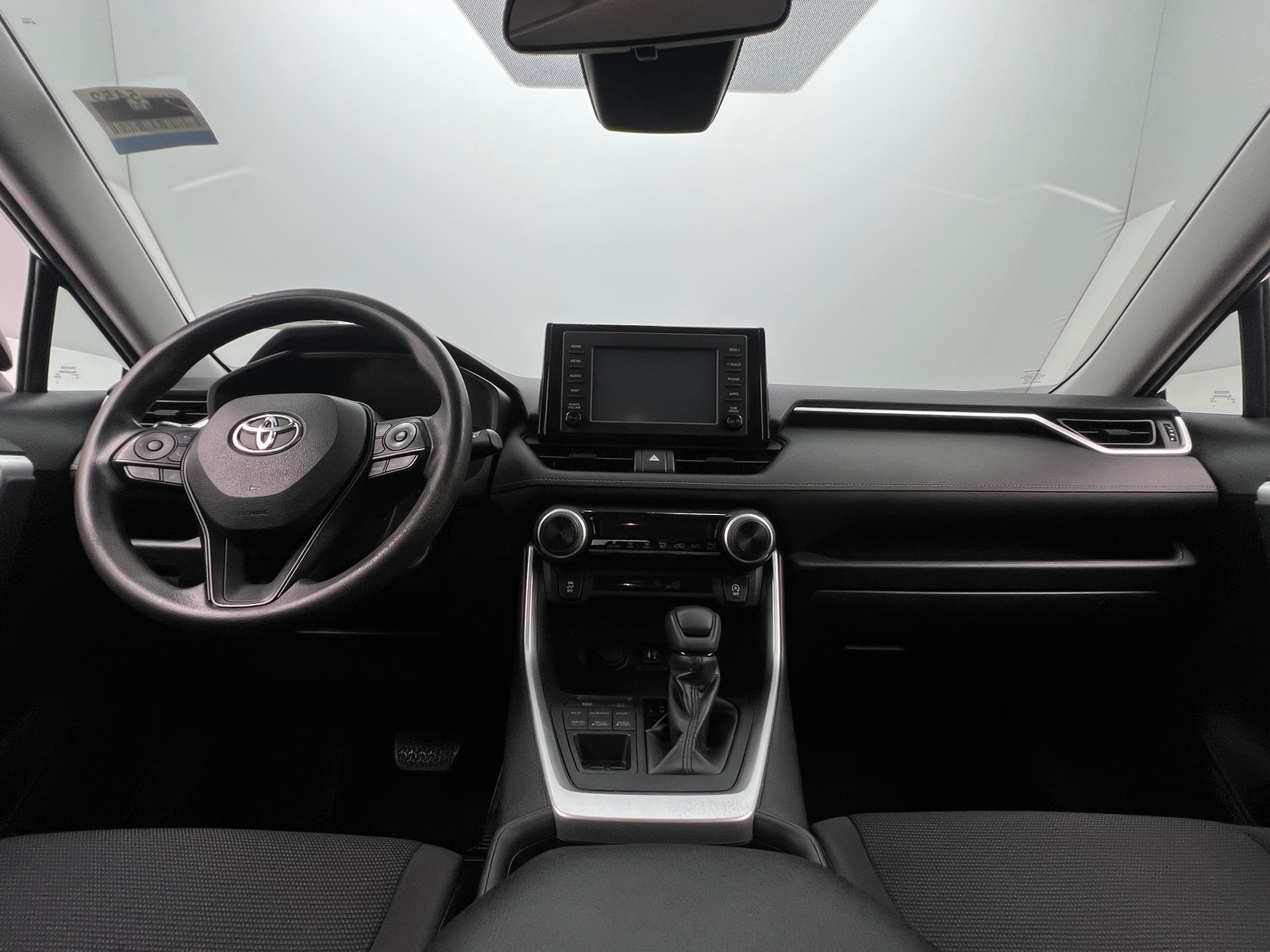 Thumbnail: 2019 Toyota RAV4 - 3