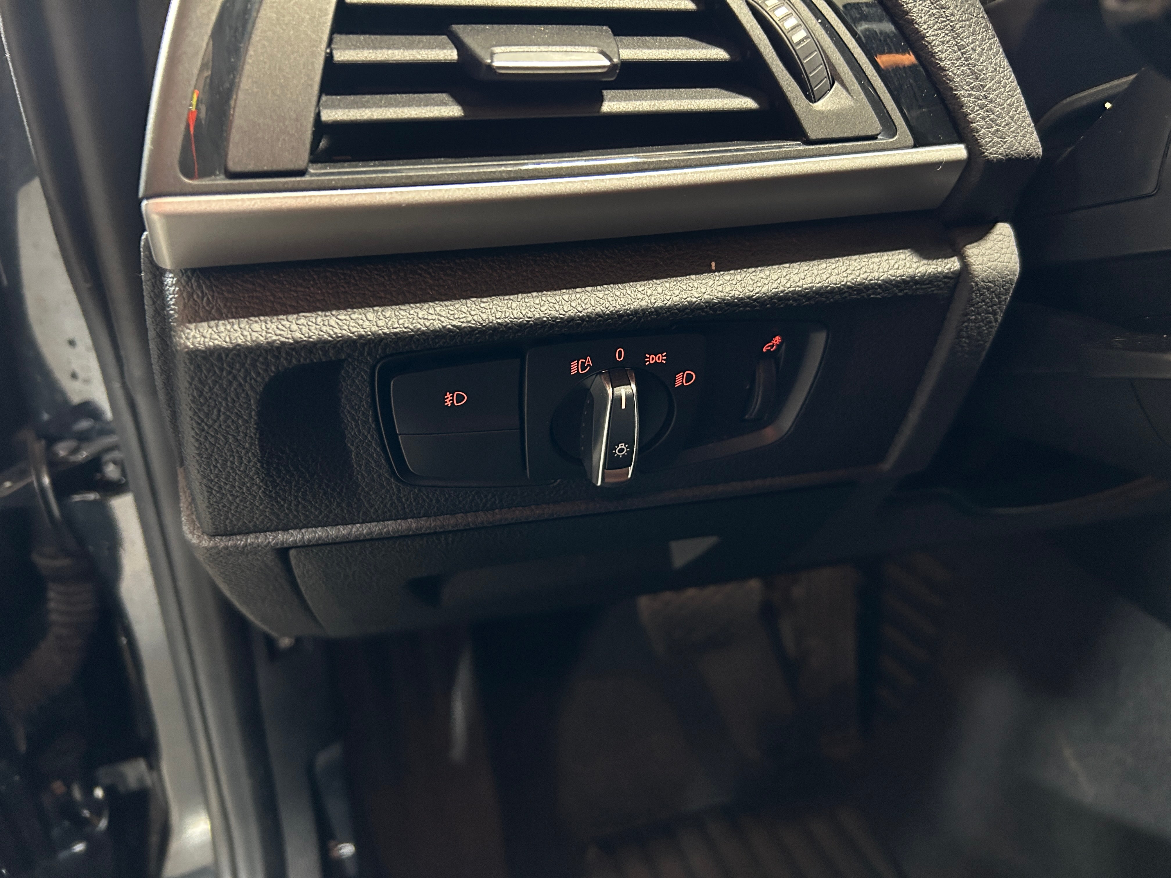 Used 2016 BMW 2 Series 228i with VIN WBA1F9C59GV546255 for sale in Oak Creek, WI