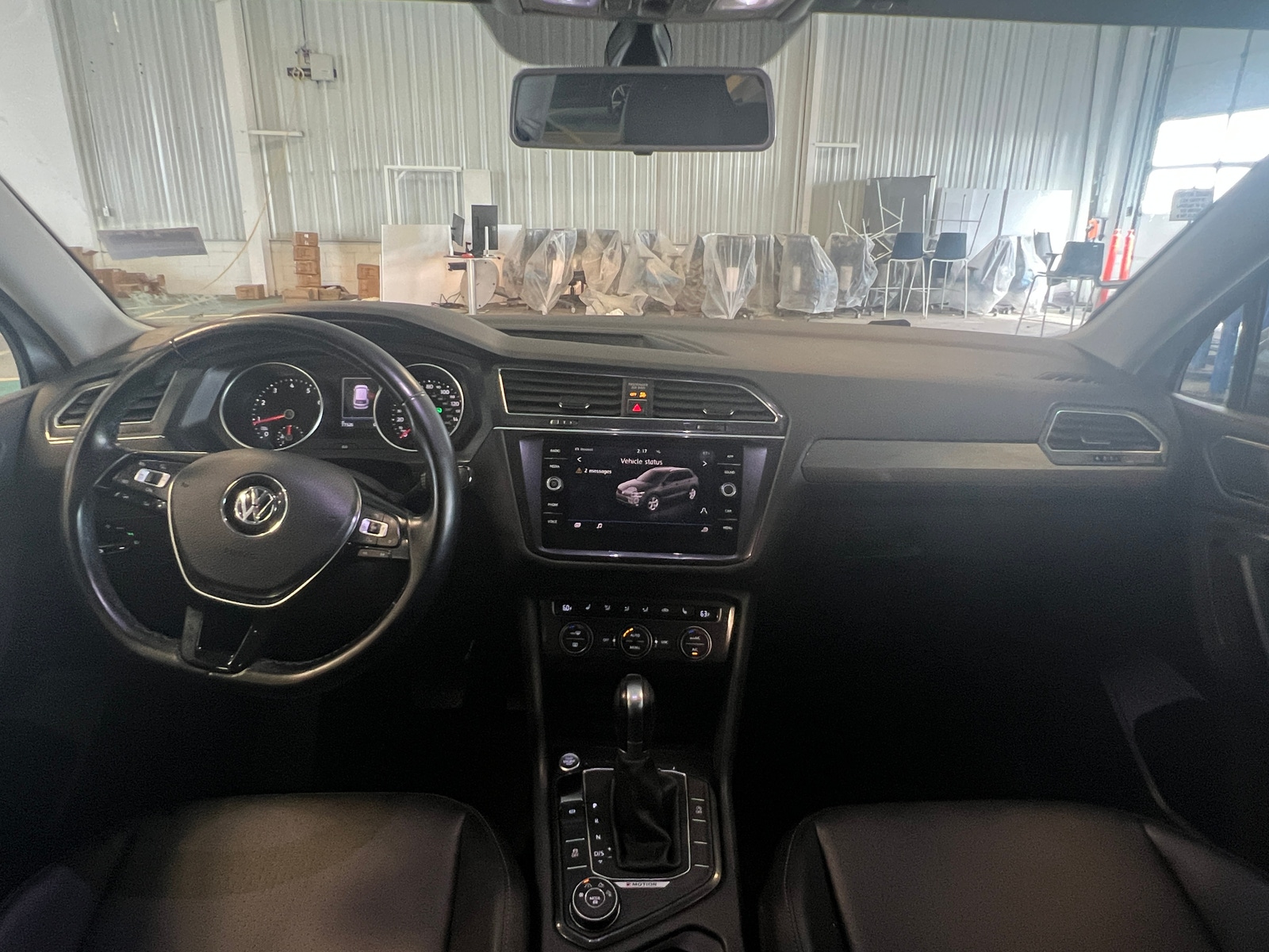 Thumbnail: 2018 Volkswagen Tiguan - 2