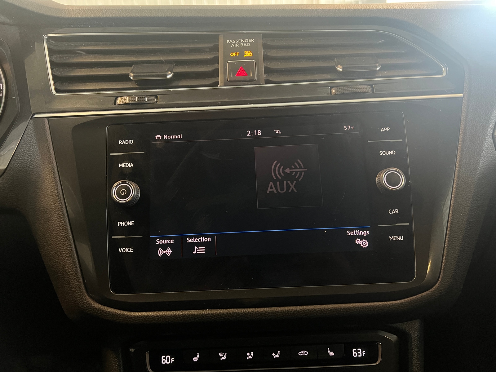 Thumbnail: 2018 Volkswagen Tiguan - 3
