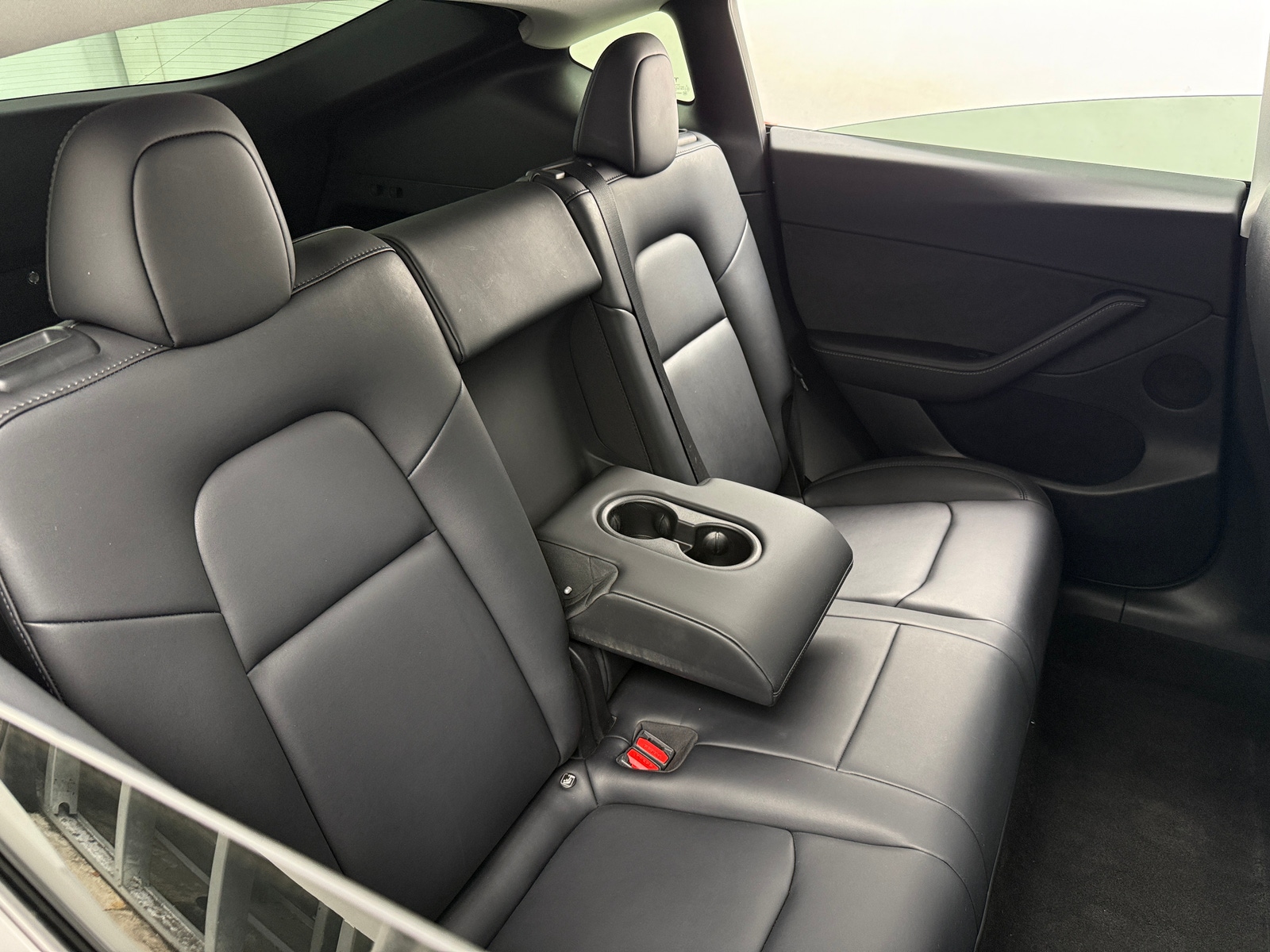 Thumbnail: 2022 Tesla Model Y - 5