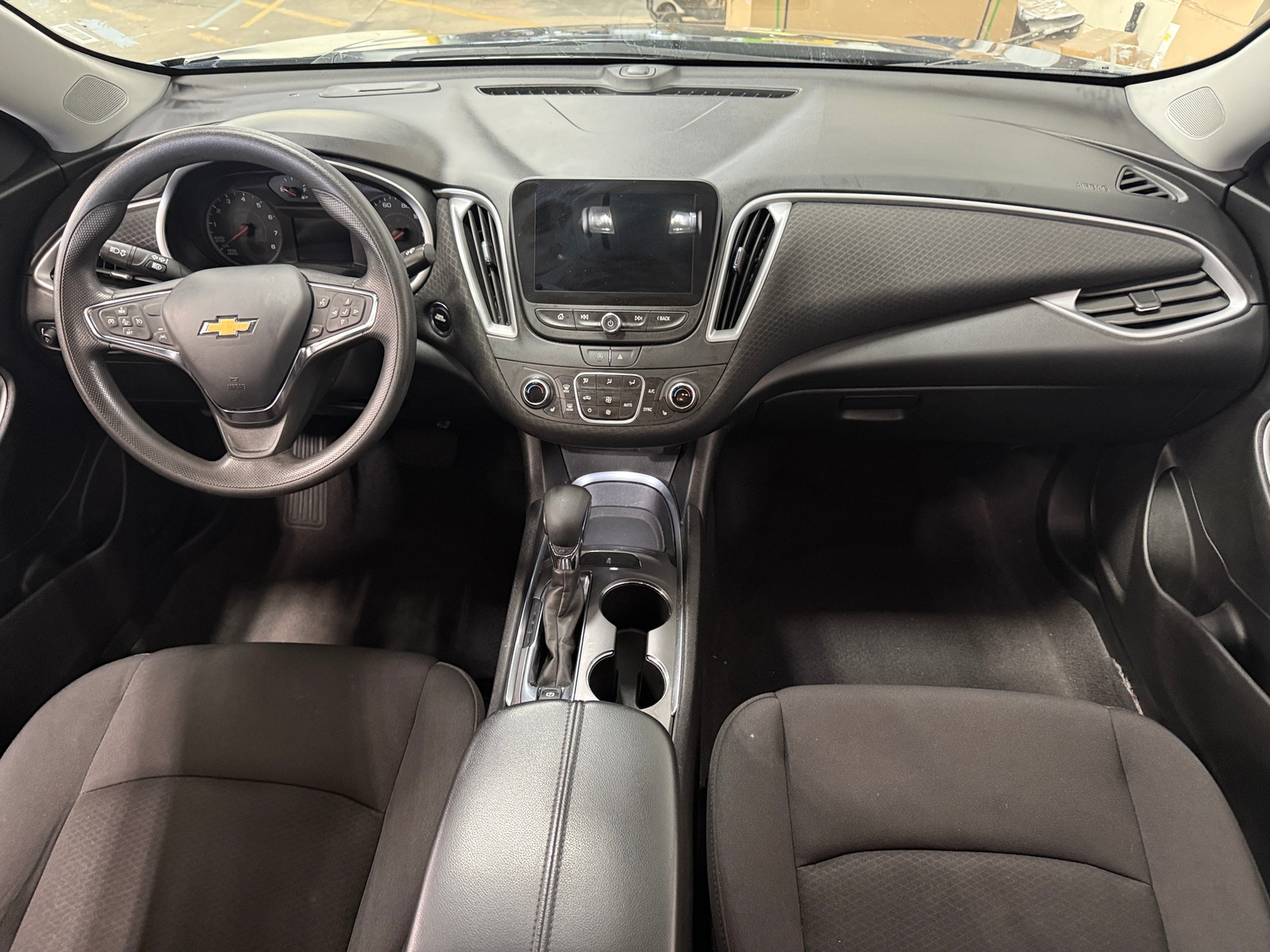 Thumbnail: 2023 Chevrolet Malibu - 3