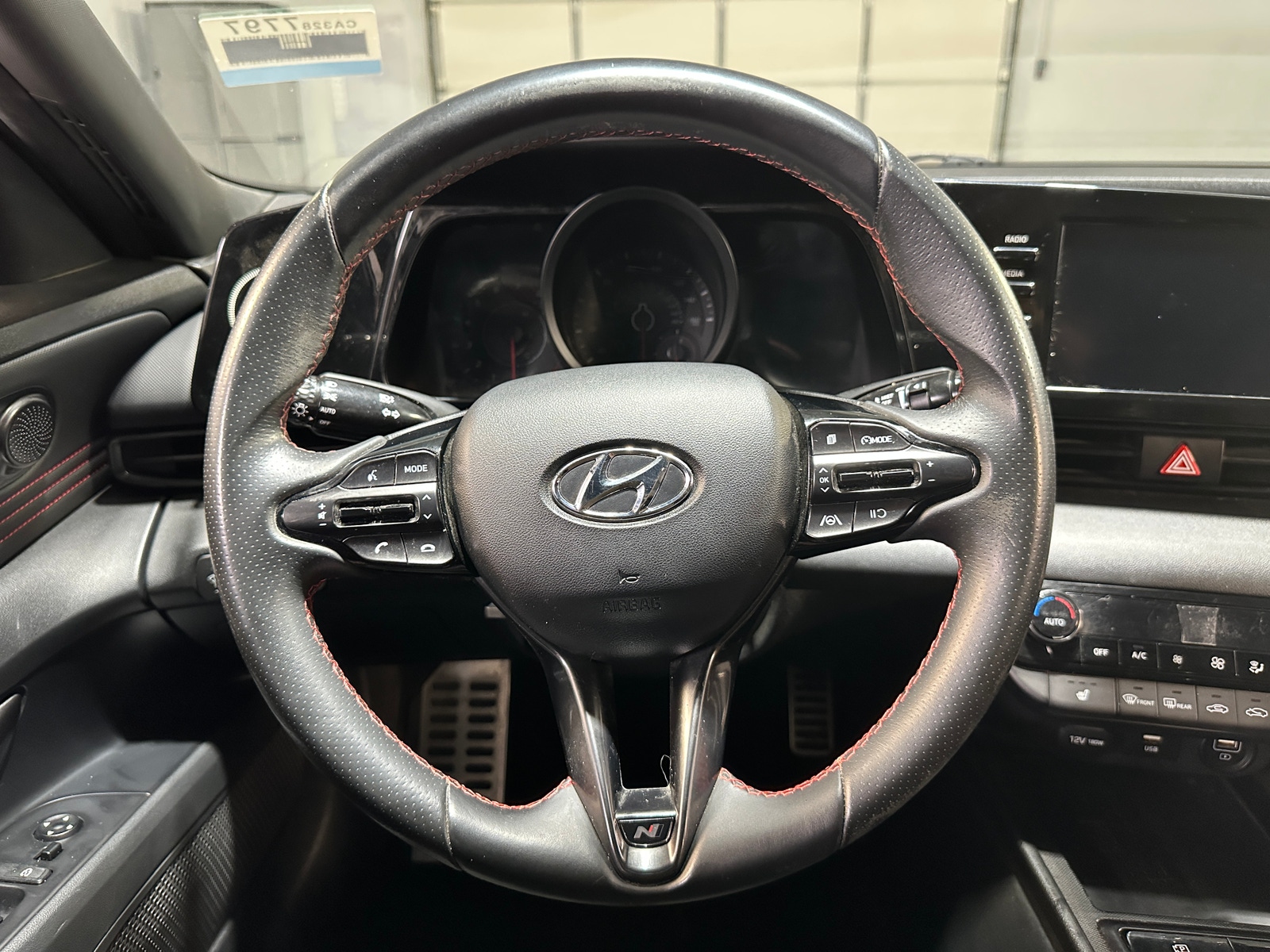 Thumbnail: 2021 Hyundai Elantra - 4