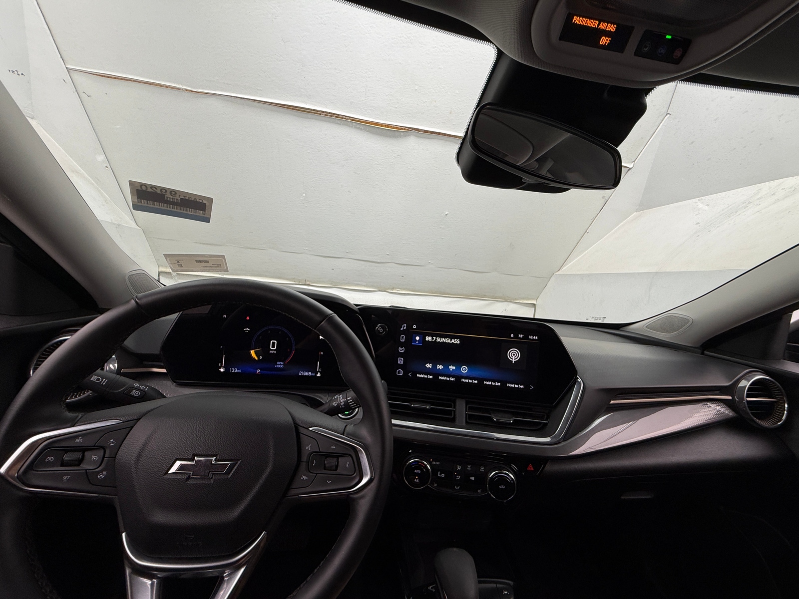 Thumbnail: 2024 Chevrolet Trax - 3
