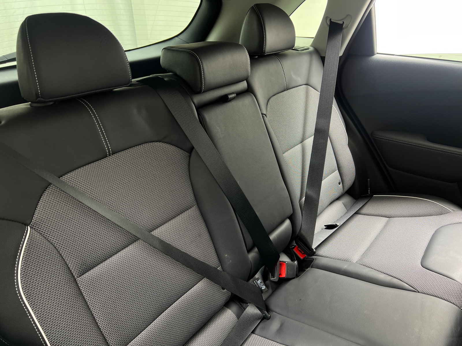 Thumbnail: 2019 Kia Niro - 5