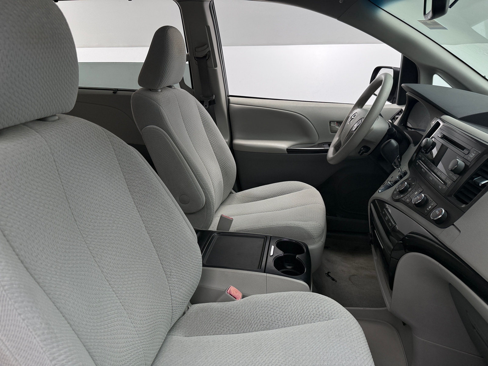 Thumbnail: 2012 Toyota Sienna - 2