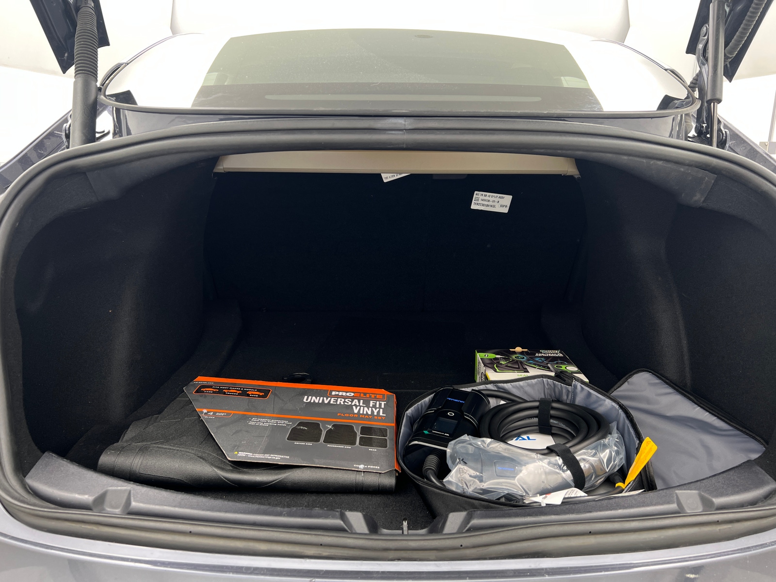 Thumbnail: 2023 Tesla Model 3 - 6