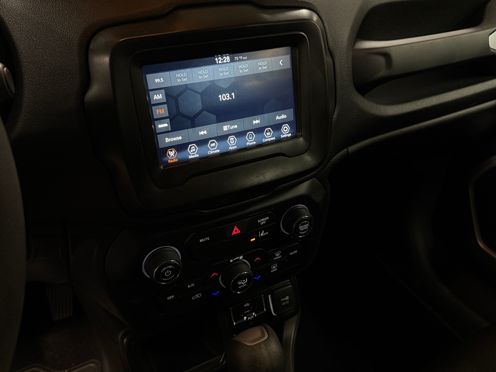 Thumbnail: 2021 Jeep Renegade - 4