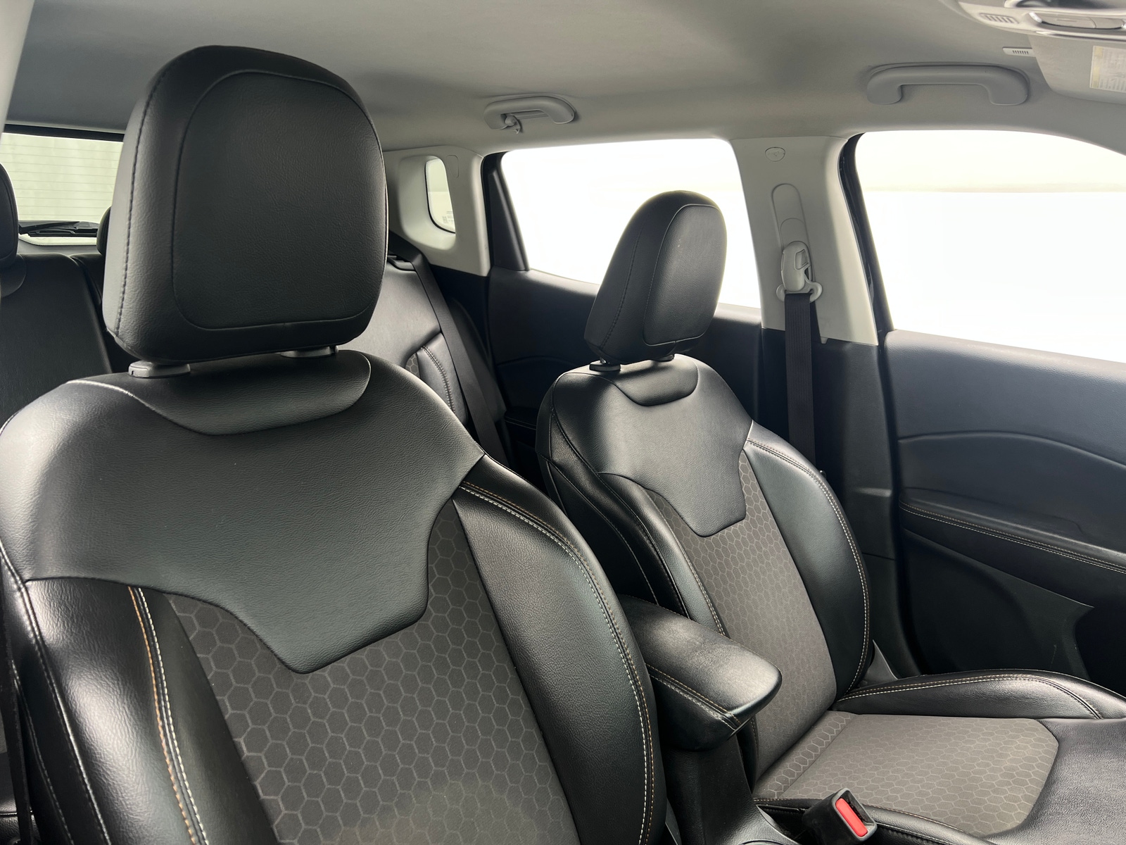 Thumbnail: 2019 Jeep Compass - 2