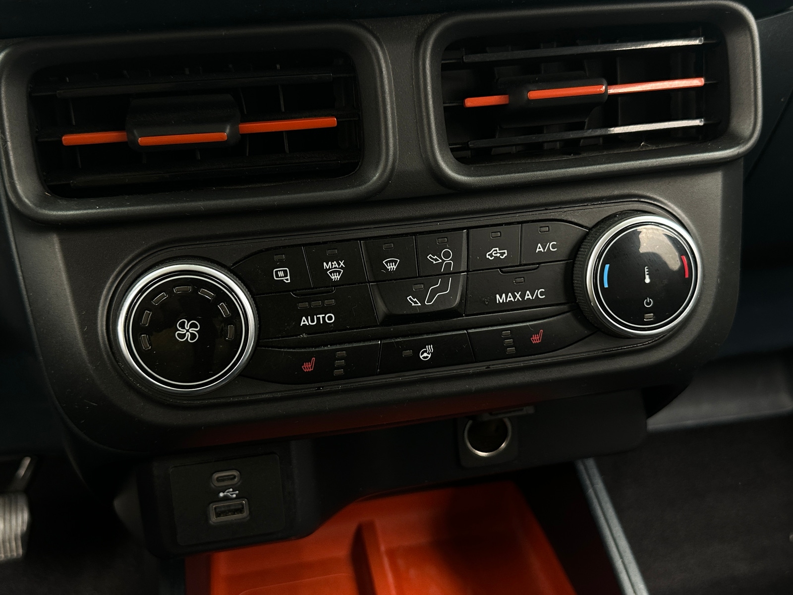 Thumbnail: 2023 Ford Maverick - 4
