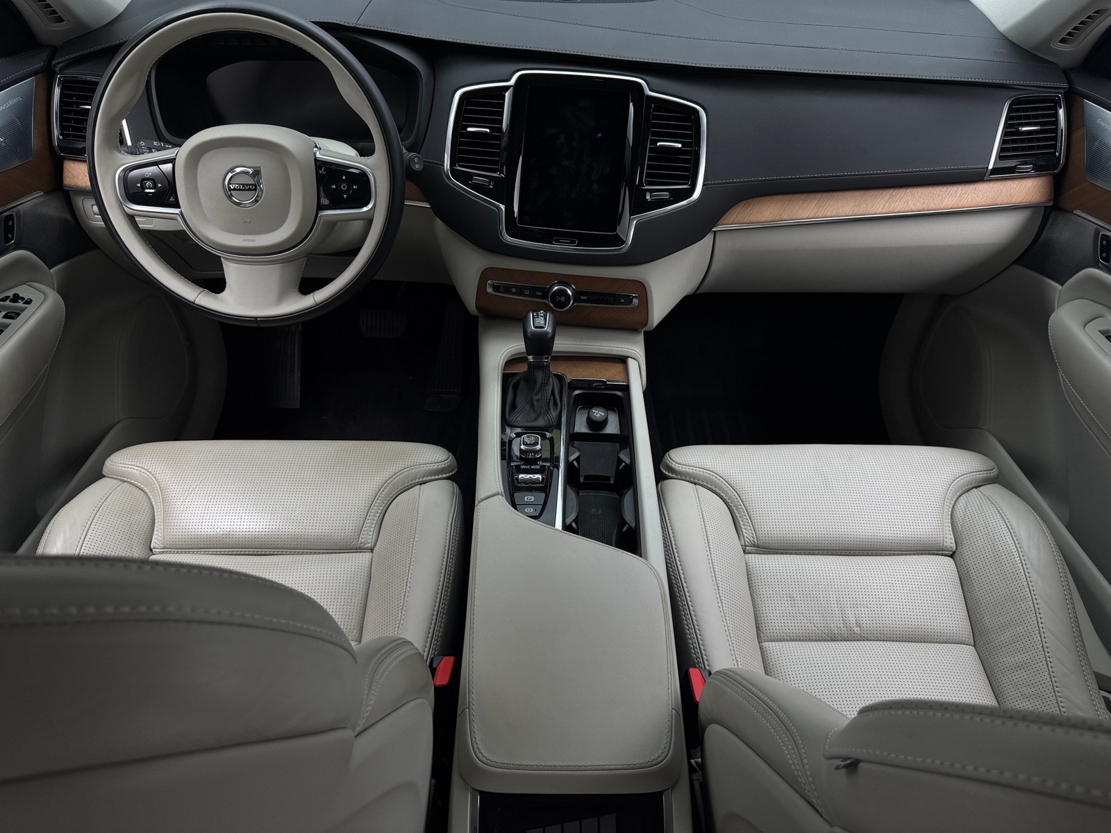 Thumbnail: 2018 Volvo XC90 - 2