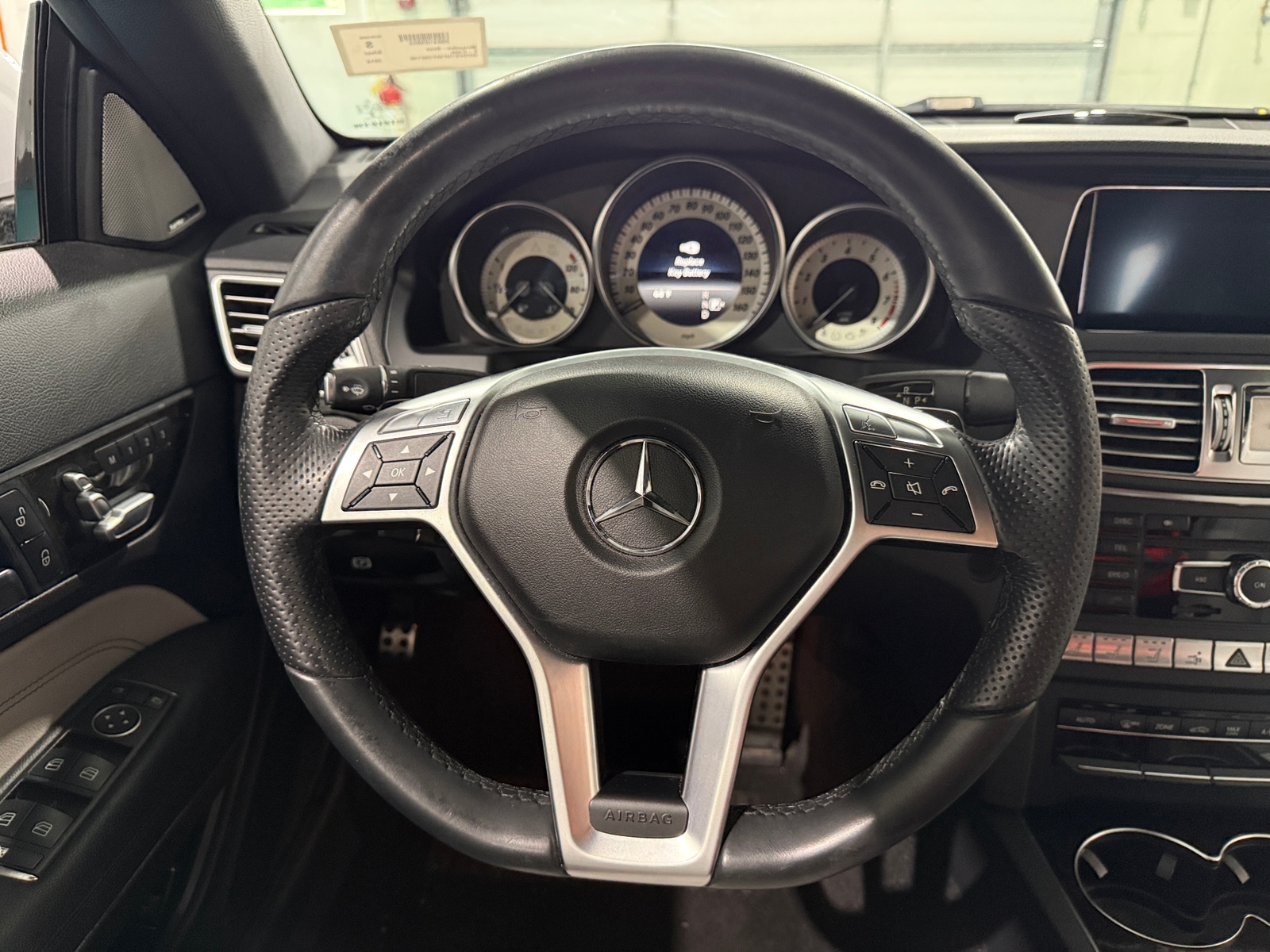 Thumbnail: 2014 Mercedes-Benz E-Class - 4