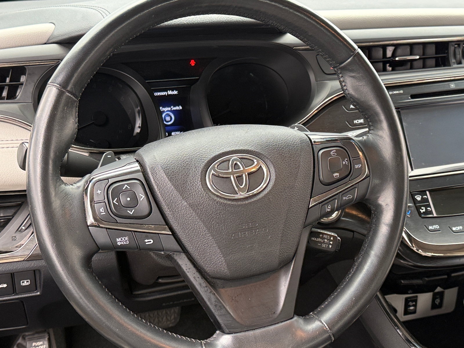Thumbnail: 2018 Toyota Avalon - 4