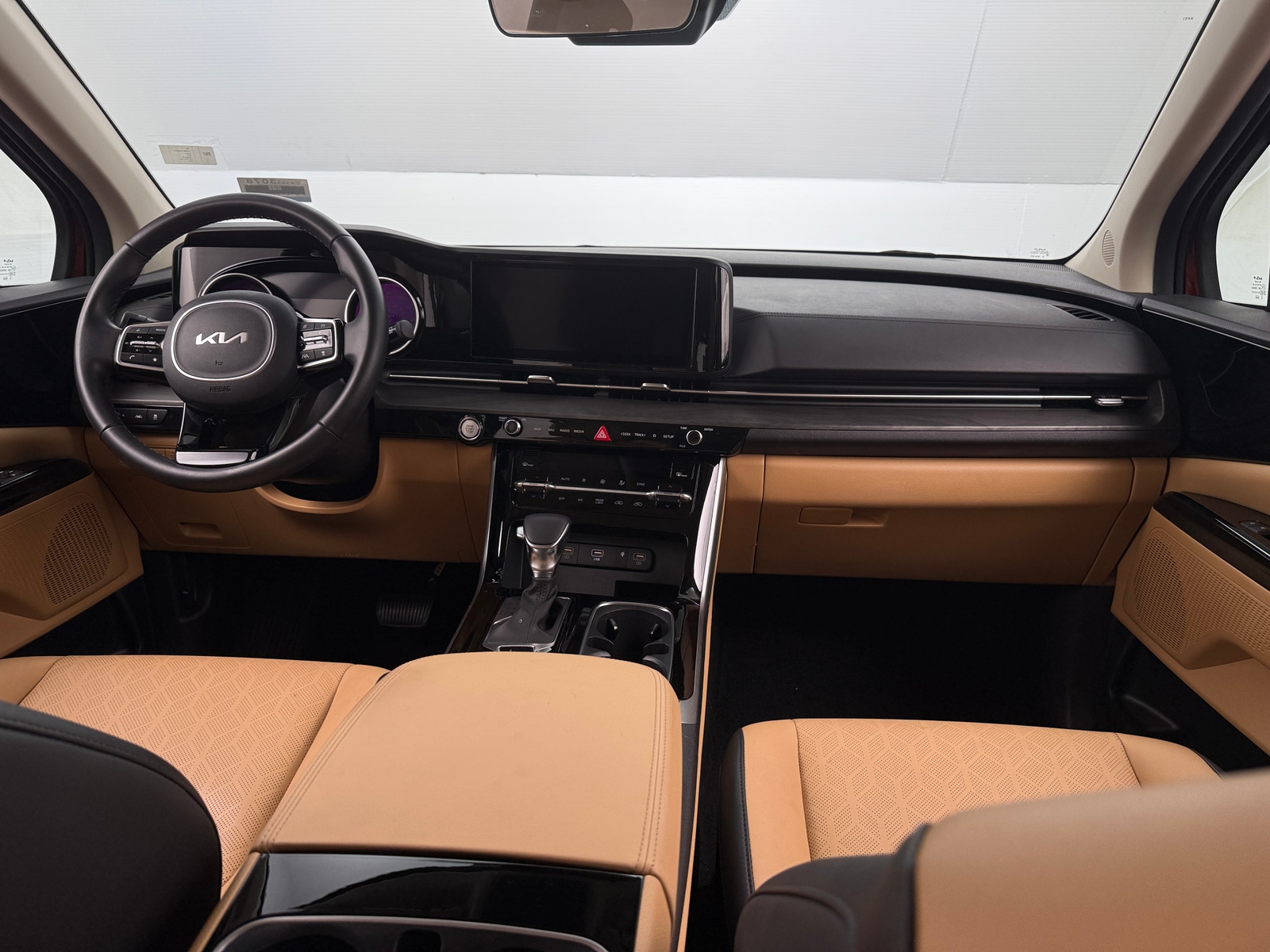 Thumbnail: 2024 Kia Carnival - 2
