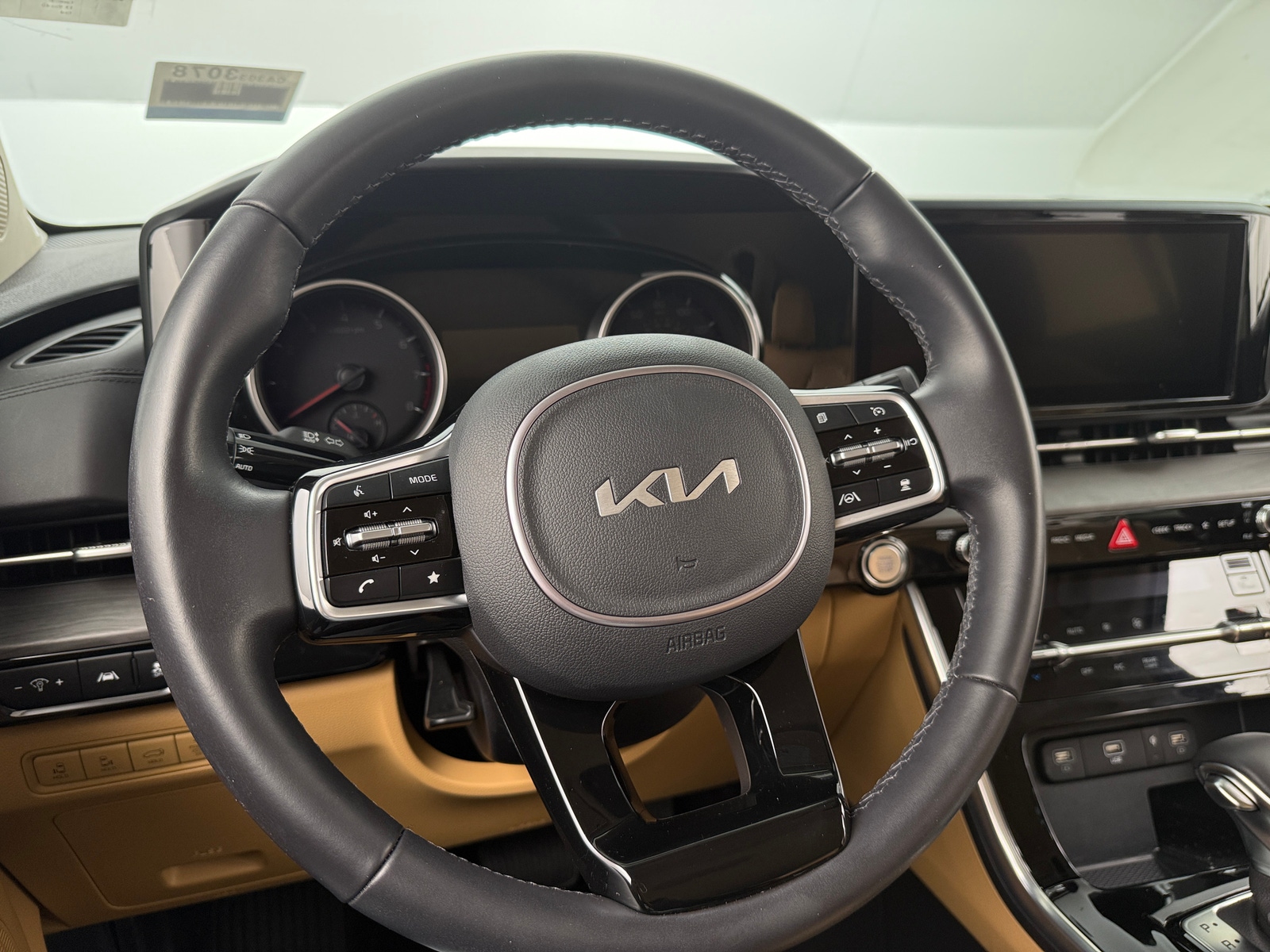 Thumbnail: 2024 Kia Carnival - 4