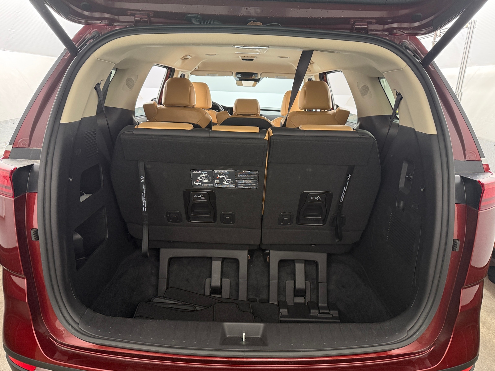 Thumbnail: 2024 Kia Carnival - 6