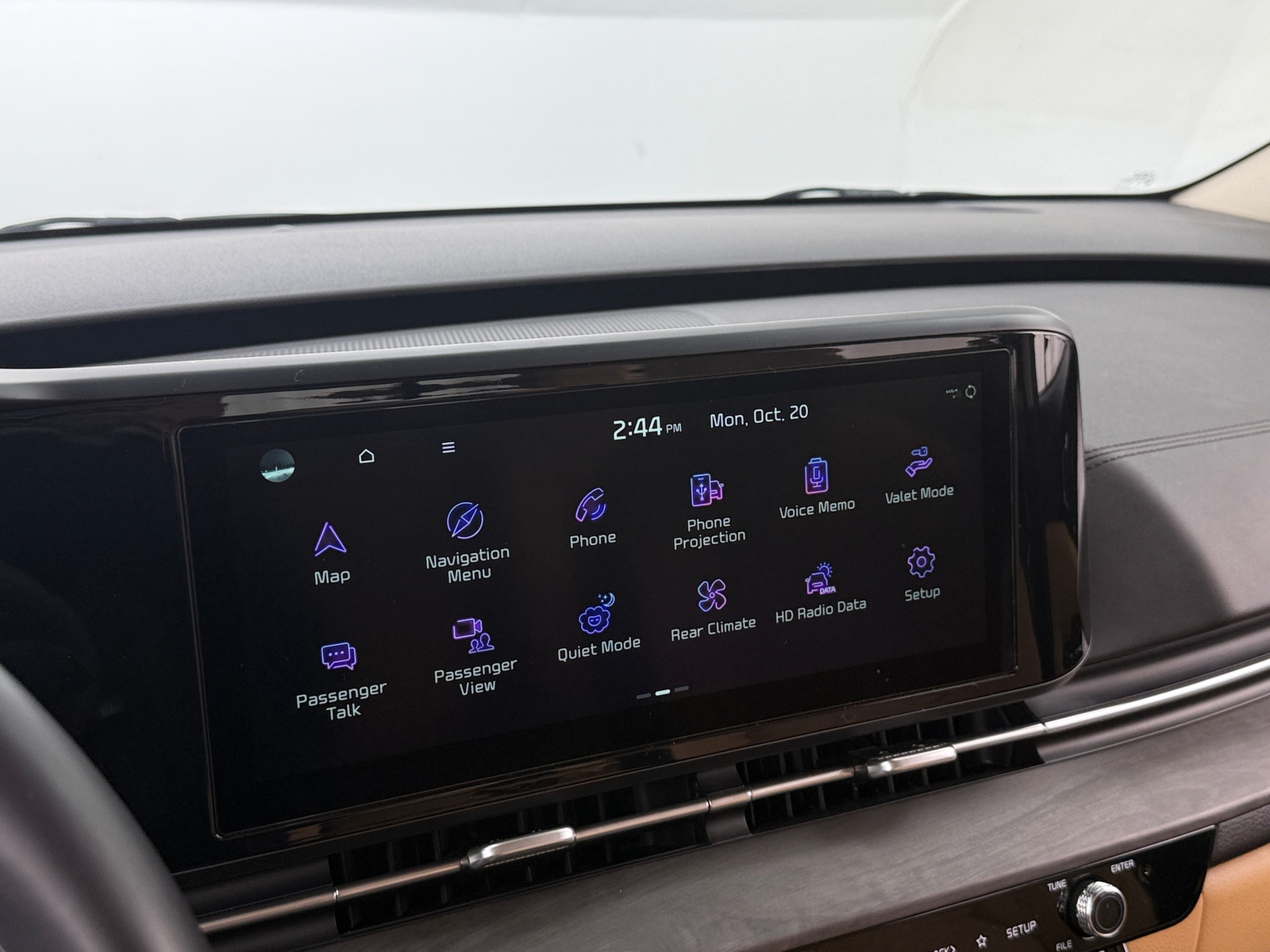 Thumbnail: 2024 Kia Carnival - 3