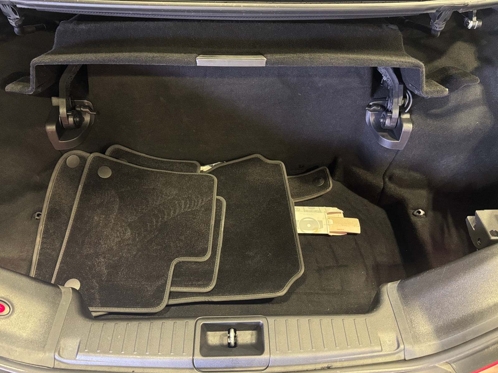 Thumbnail: 2017 Mercedes-Benz SL-Class - 5