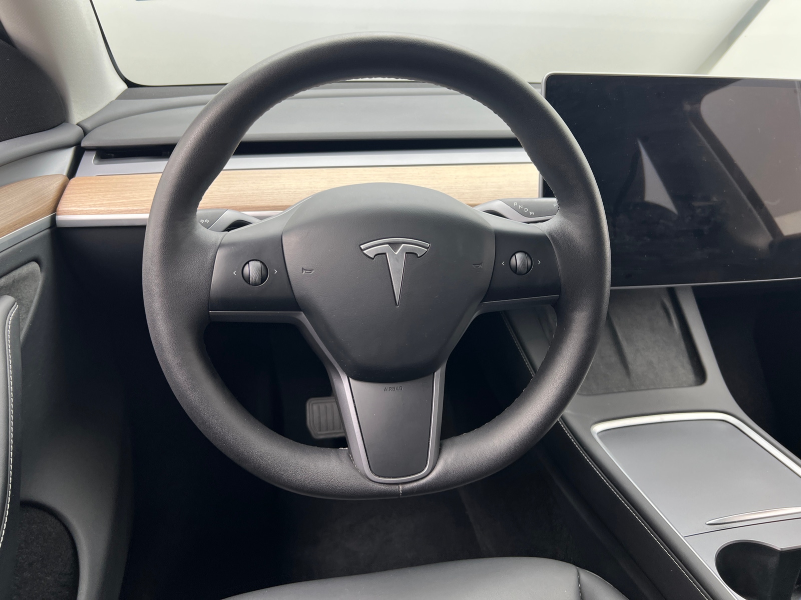 Thumbnail: 2023 Tesla Model Y - 4