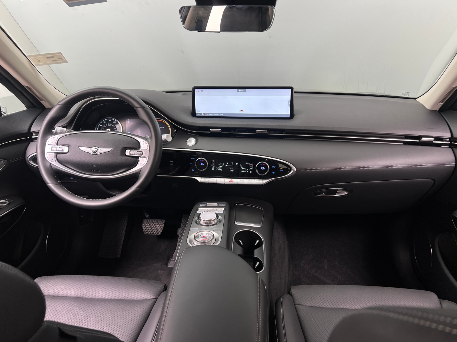 Thumbnail: 2025 Genesis GV70 - 2