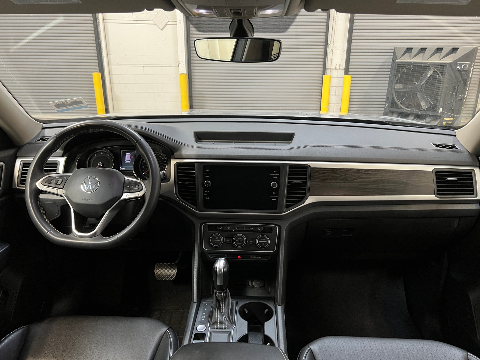 Thumbnail: 2021 Volkswagen Atlas - 2