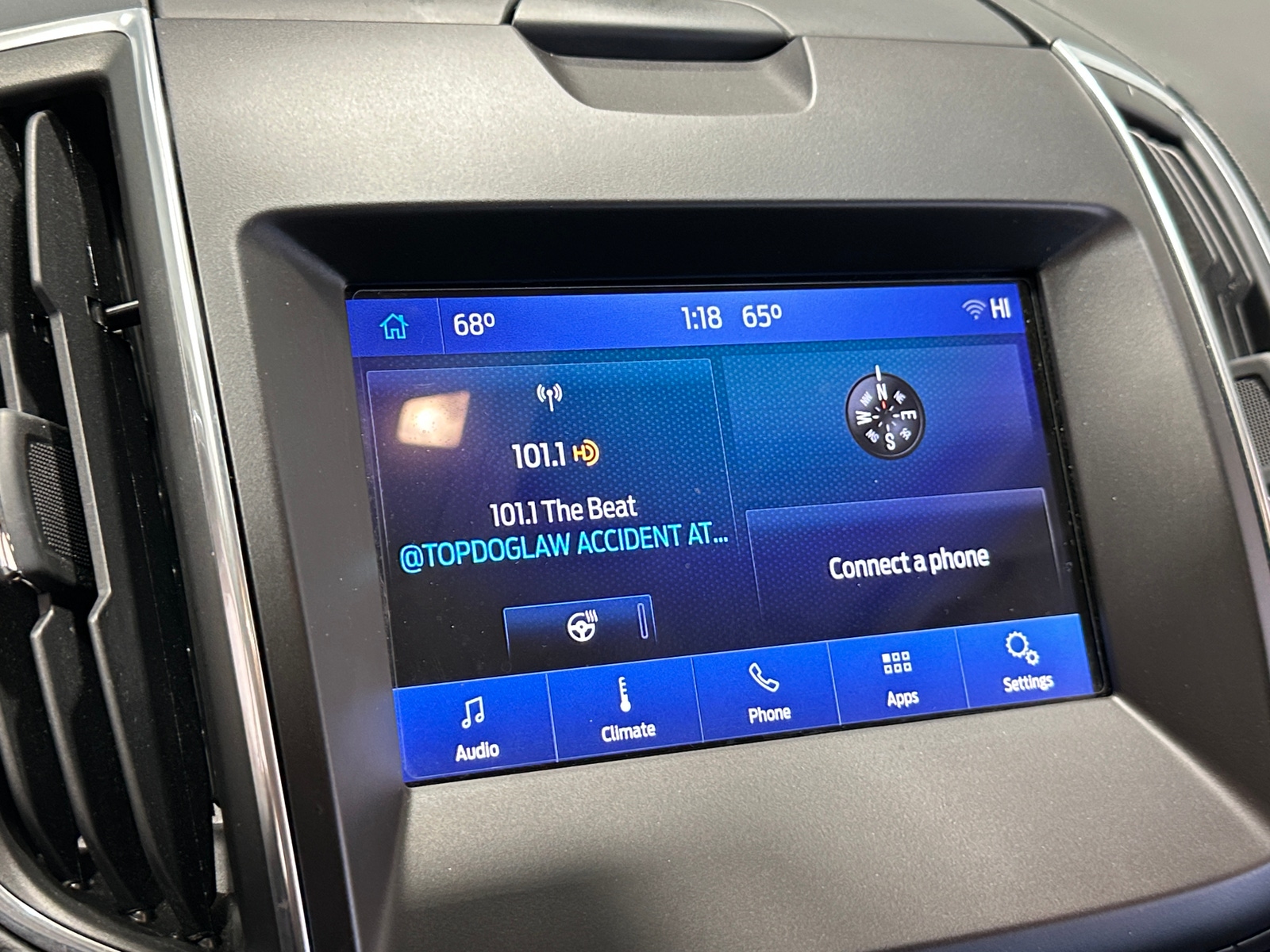 Thumbnail: 2019 Ford Edge - 3