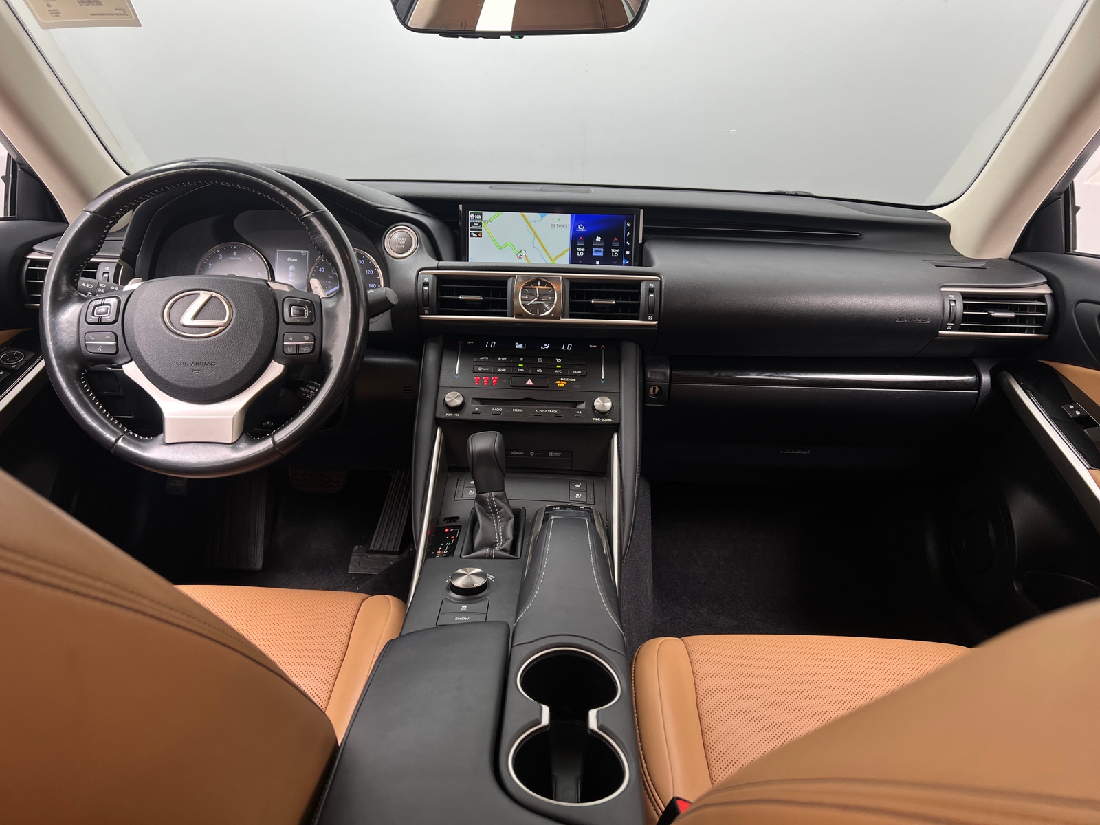 Thumbnail: 2017 Lexus IS - 2
