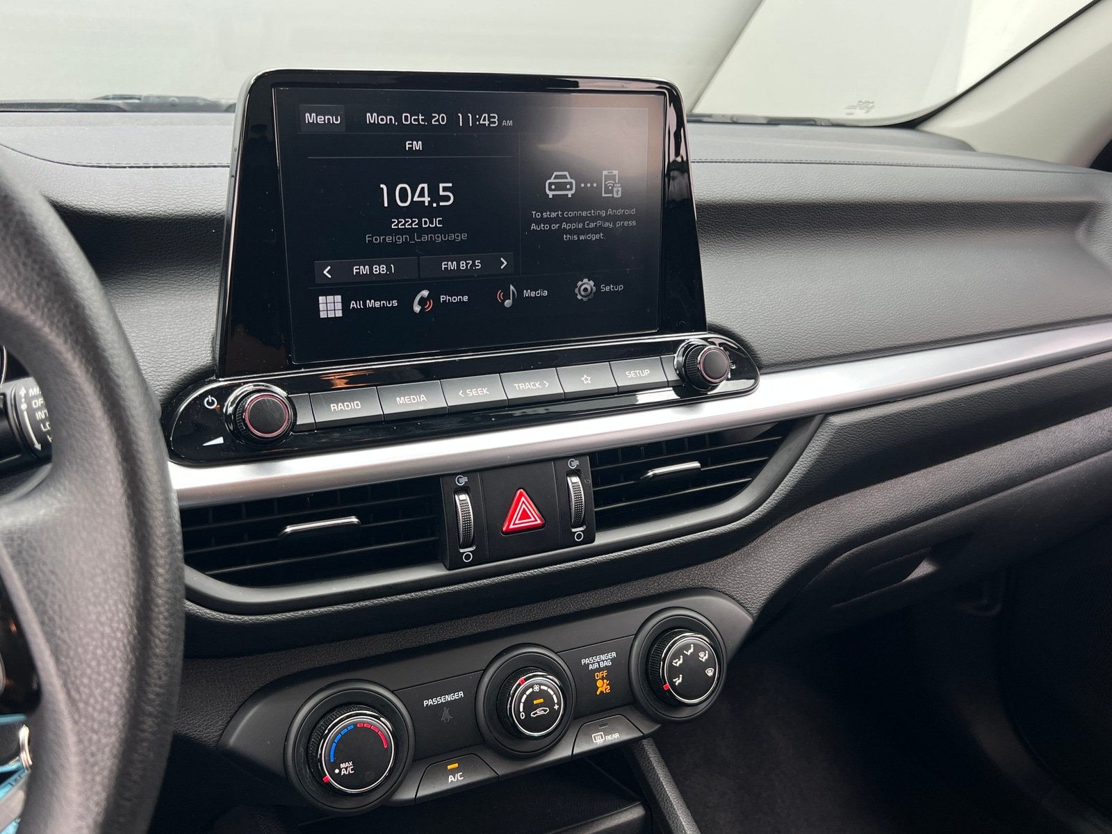 Thumbnail: 2023 Kia Forte - 4